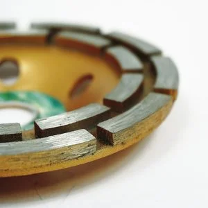 Absaugung für Winkelschleifer 115-125mm + Platte 125mm zweireihig