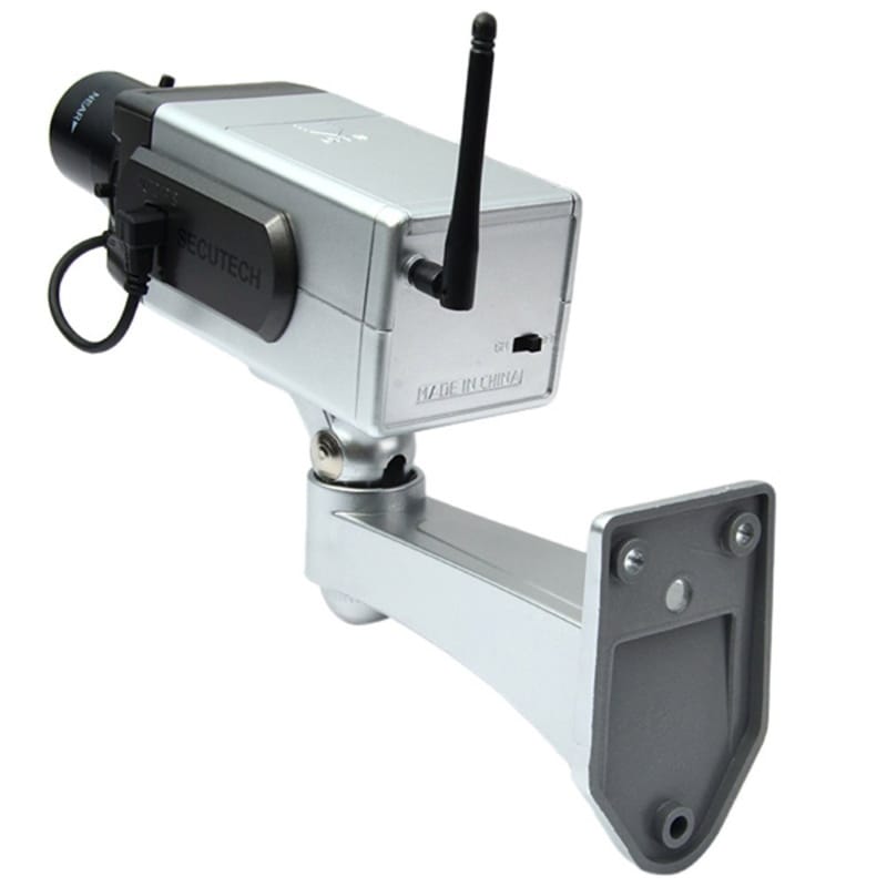Realistična lažna kamera z LED diodo 7 a silver camera with a black antenna