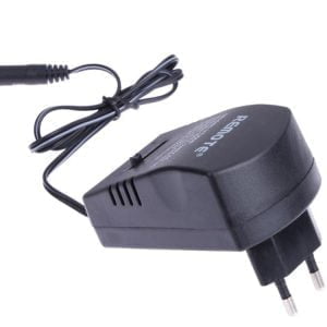 Univerzalni nastavljiv polnilec 3-12V + nastavki 30W