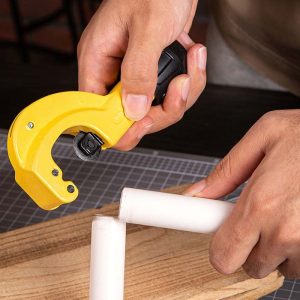 Rezalnik kovinskih cevi 2-32 mm