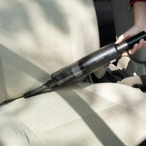 Alternative Ansicht des kabellosen HEPA-Autostaubsaugers ohne Beutel, 120 W, 2200 mAh