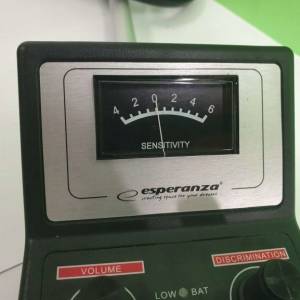 Teleskopski detektor kovin