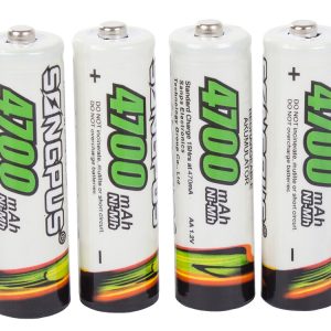 Univerzalni polnilnik za 4 baterije AA in AAA + 4700mAh baterije GRATIS