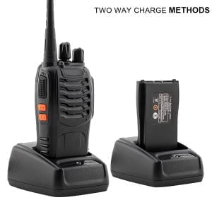 Set dveh prenosnih radijskih postaj 1500mAh do 6km + slušalke 31 {