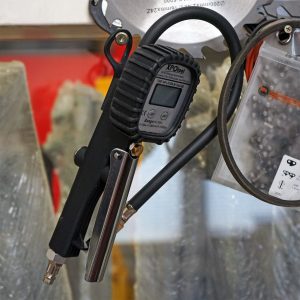 Digitalna pnevmatska pištola za napihovanje pnevmatik 10bar