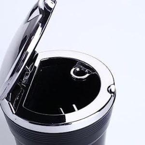 Univerzalni osvetljeni avtomobilski pepelnik LED