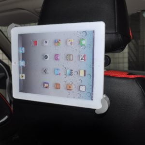 Univerzalno držalo za avto vglavnik - držalo za tablični računalnik