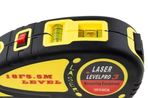 Mètre ruban universel + croix rouge et point laser 5,5 m ACTION 12 Mètre ruban universel avec croix rouge et point laser