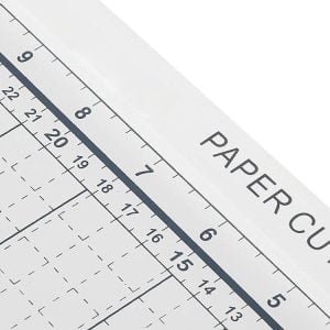 Kovinski rezalnik za rezanje papirja in folije do 10 listov A4