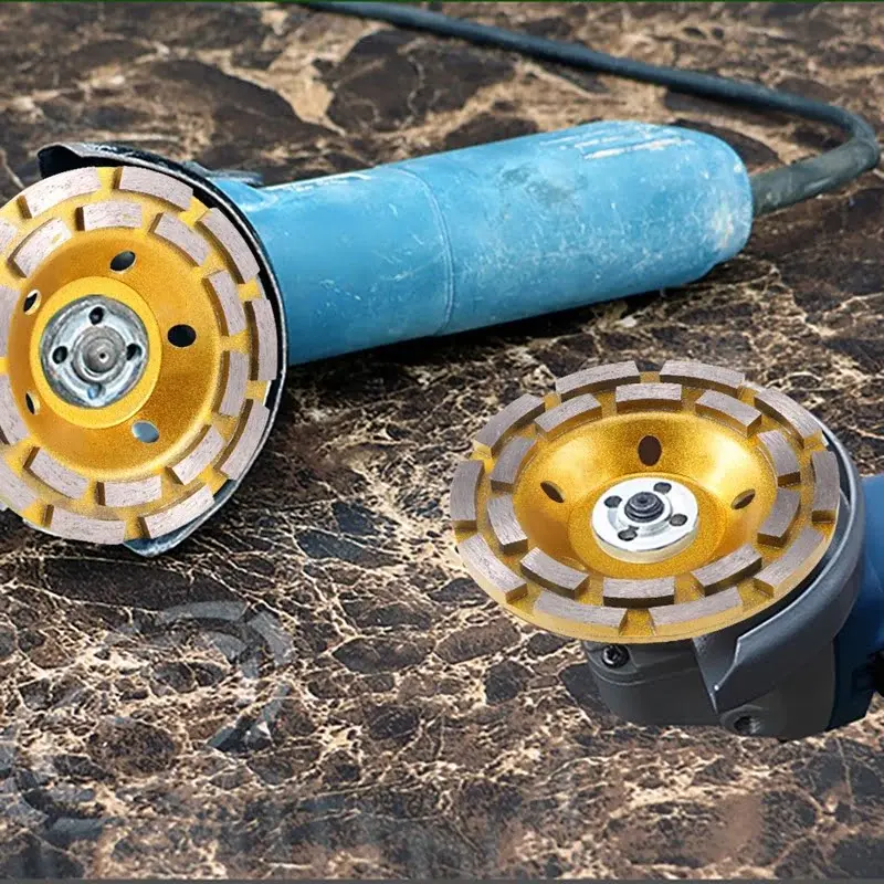 Set segmentirana diamantna + TURBO plošča za brušenje betona 125mm AKCIJA 4 Set diamantnih in TURBO plošč za brušenje betona 125mm