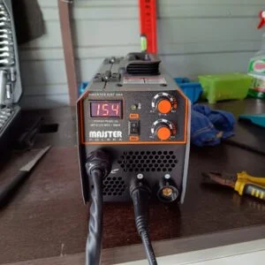 IGBT MIG MAG FLUX MMA 200A inverterski aparat za zavarivanje bez plina + žica 20 IGBT MIG MAG FLUX MMA 200A inverterski aparat za zavarivanje bez plina + žica