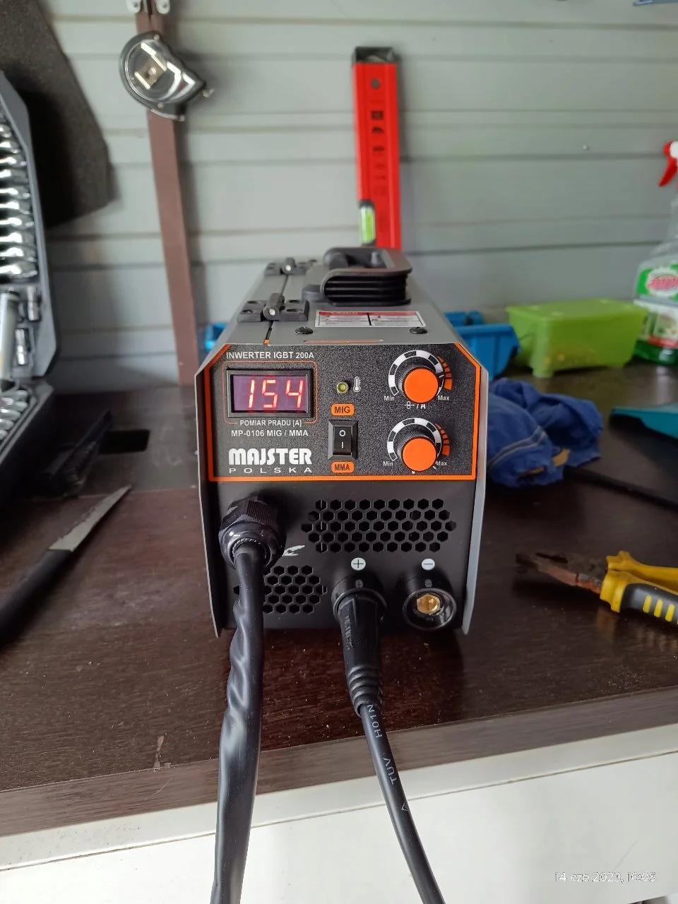 IGBT MIG MAG FLUX MMA 200A inverterski aparat za zavarivanje bez plina + žica 5 IGBT MIG MAG FLUX MMA 200A inverterski aparat za zavarivanje bez plina + žice - slika 3