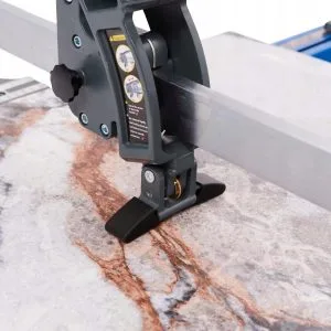 PRO jednostruki veliki keramički rezač do 1200 mm na kotačima + laser 29 Veliki keramički rezač s jednom trakom do 1200 mm s laserom i kotačima