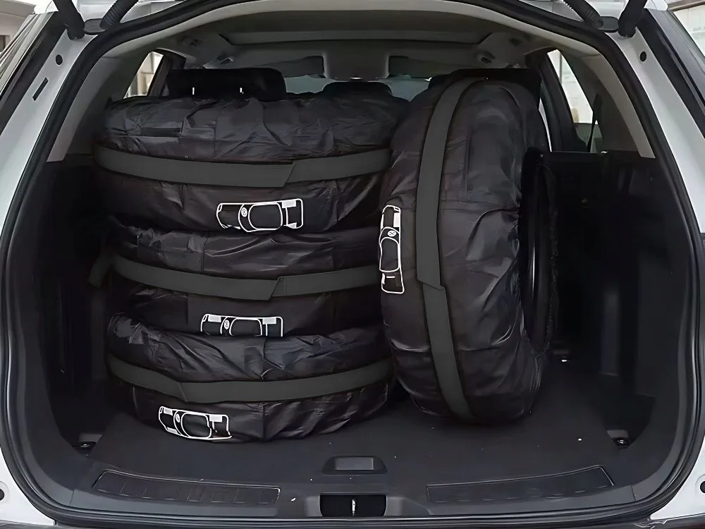 Car tire covers with handles